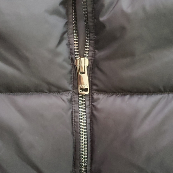 Michael Kors Puffer Navy Vest - Picture 6 of 8